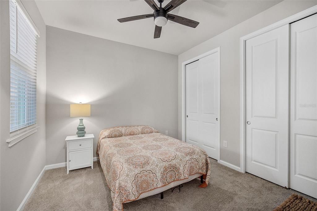 Activo con contrato: $299,900 (2 camas, 2 baños, 1431 Pies cuadrados)