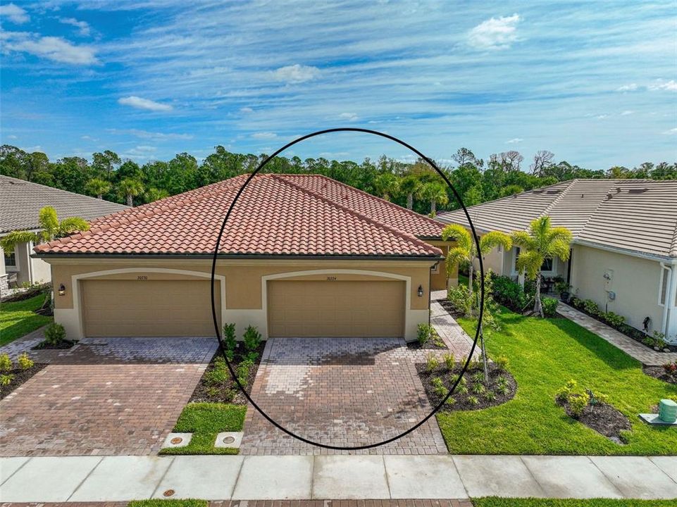 Activo con contrato: $299,900 (2 camas, 2 baños, 1431 Pies cuadrados)