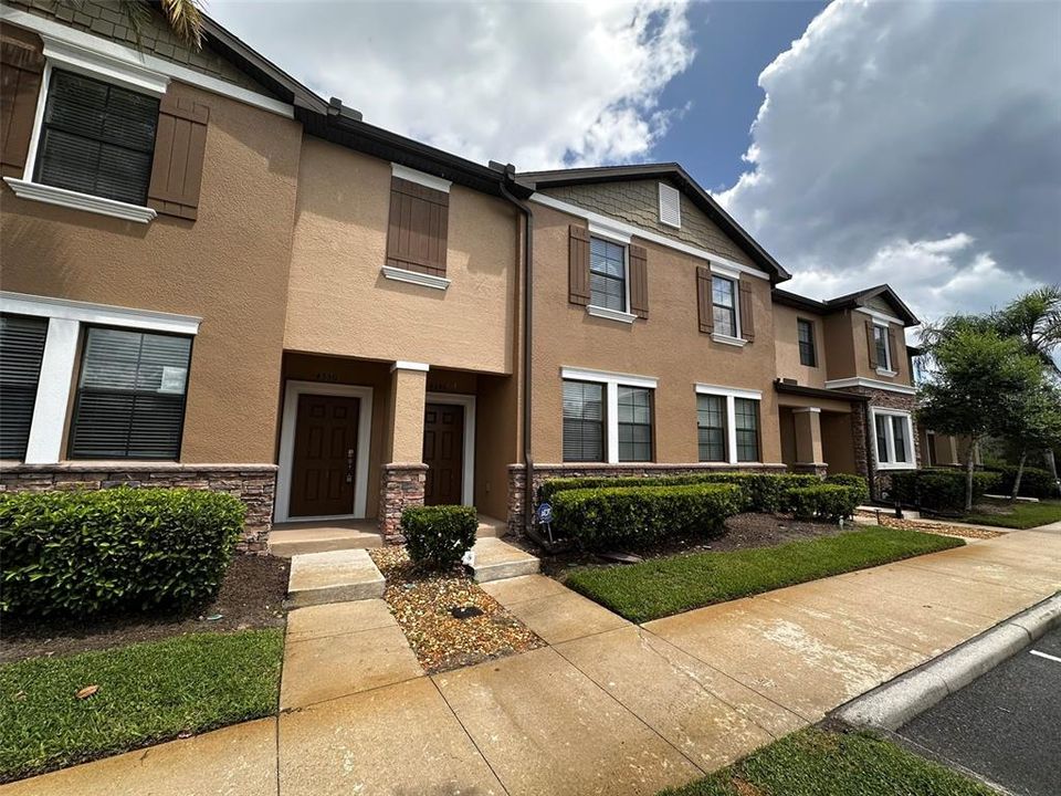 For Rent: $2,000 (3 beds, 2 baths, 1777 Square Feet)