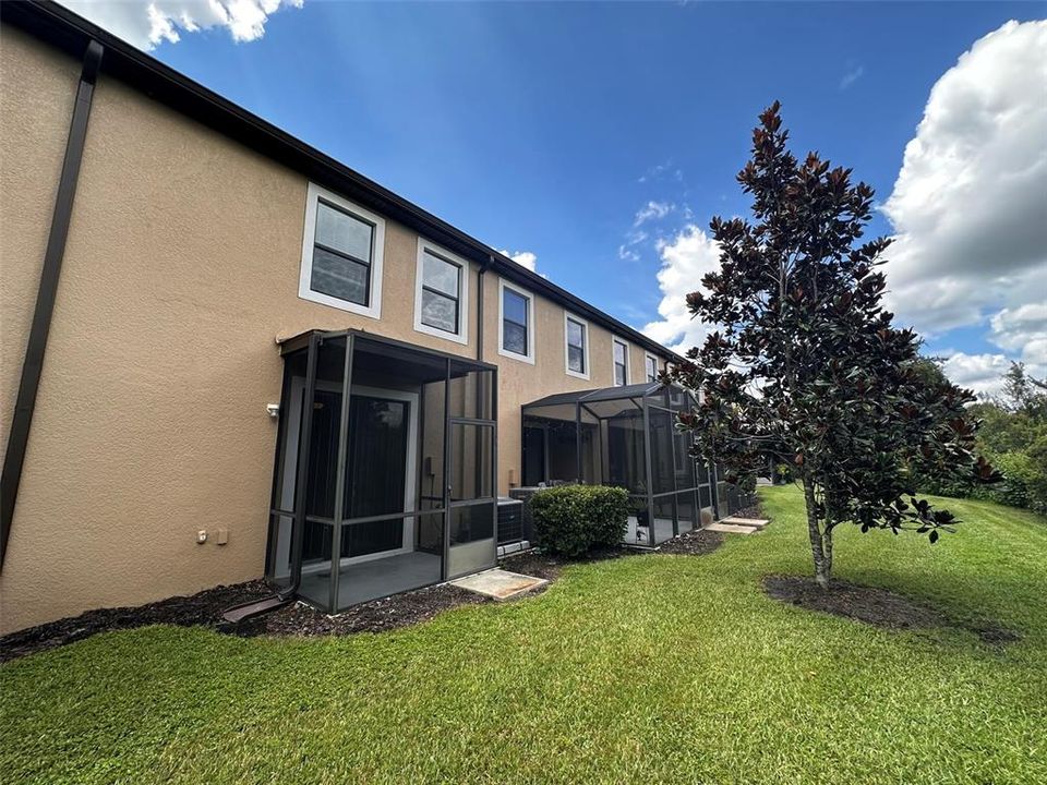 For Rent: $2,000 (3 beds, 2 baths, 1777 Square Feet)