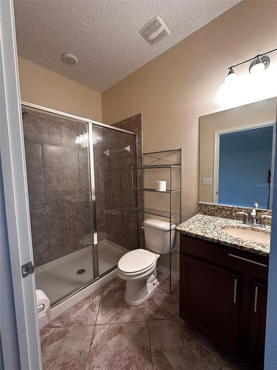 For Rent: $2,000 (3 beds, 2 baths, 1777 Square Feet)