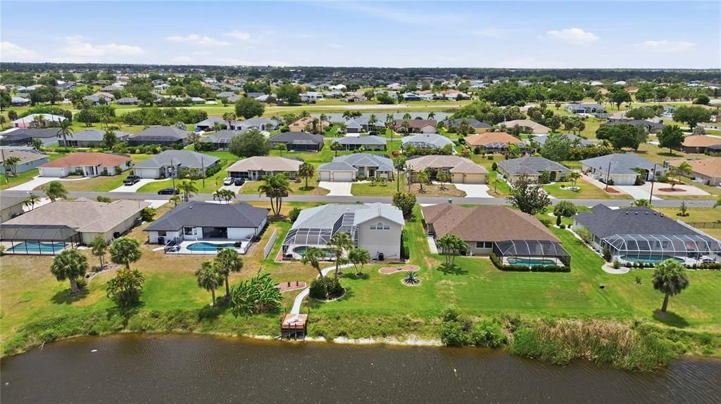 For Sale: $499,000 (4 beds, 3 baths, 2609 Square Feet)