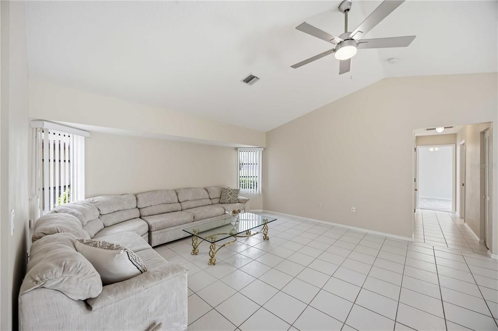 For Sale: $499,000 (4 beds, 3 baths, 2609 Square Feet)
