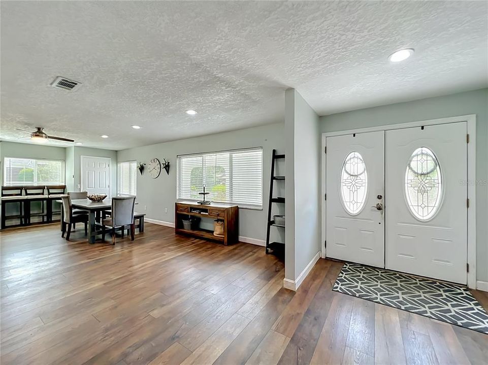 For Sale: $839,900 (5 beds, 3 baths, 3325 Square Feet)