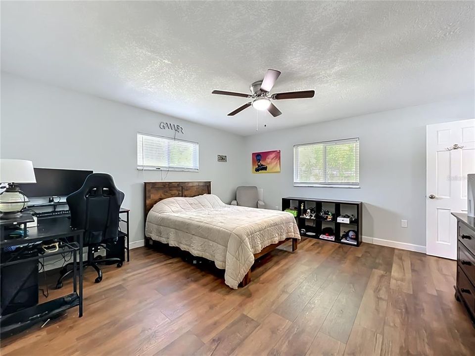 For Sale: $839,900 (5 beds, 3 baths, 3325 Square Feet)