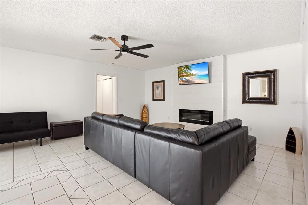 For Sale: $618,950 (3 beds, 2 baths, 1898 Square Feet)