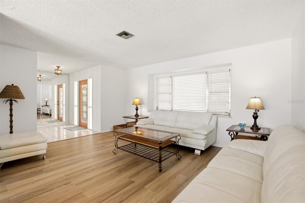 For Sale: $618,950 (3 beds, 2 baths, 1898 Square Feet)