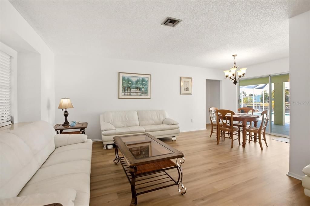 For Sale: $618,950 (3 beds, 2 baths, 1898 Square Feet)