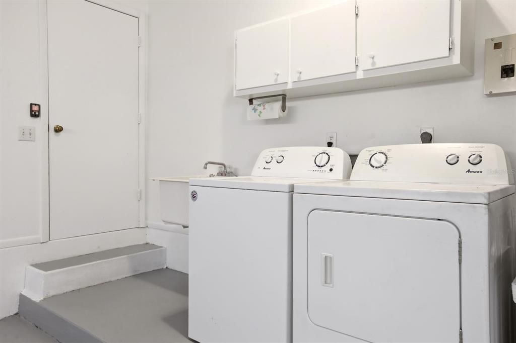 For Sale: $618,950 (3 beds, 2 baths, 1898 Square Feet)