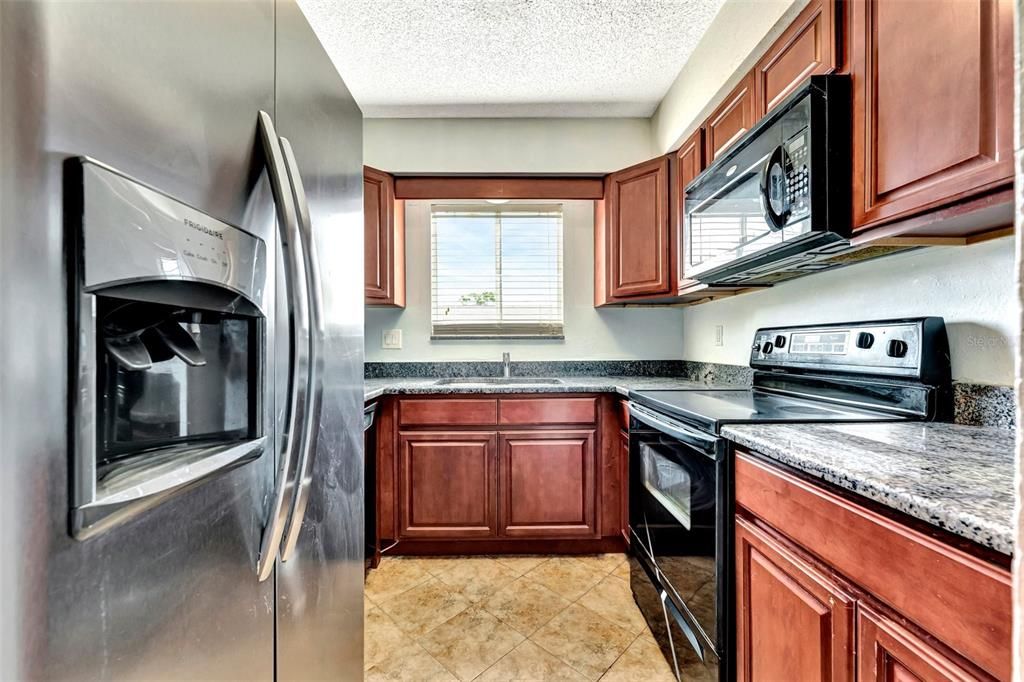 В аренду: $2,150 (3 спален, 2 ванн, 1205 Квадратных фут)
