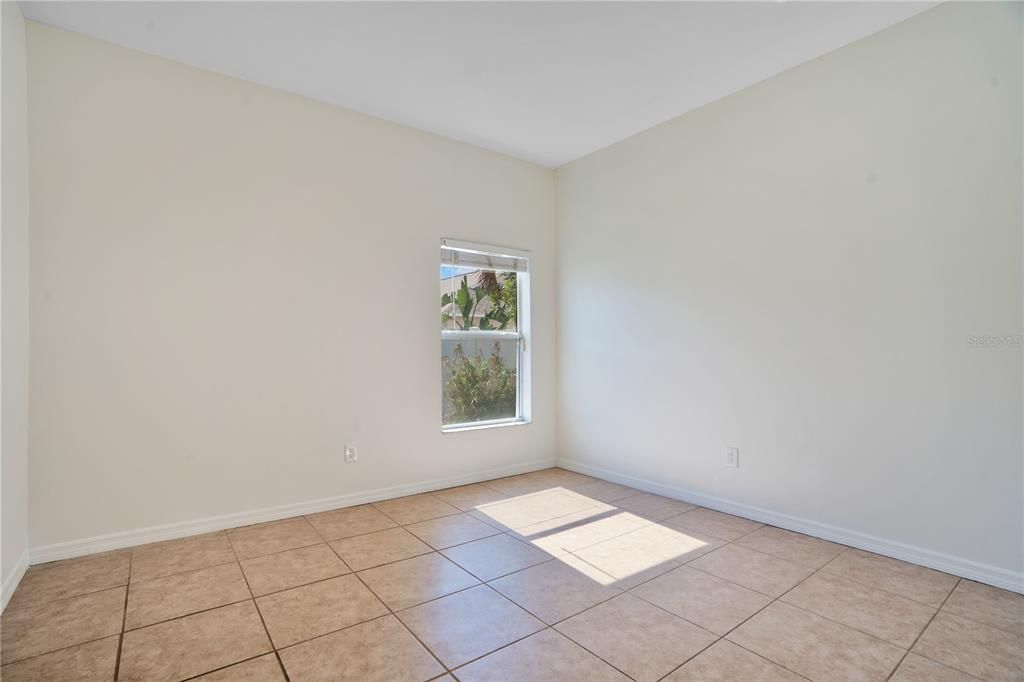 En Venta: $414,900 (4 camas, 3 baños, 3038 Pies cuadrados)