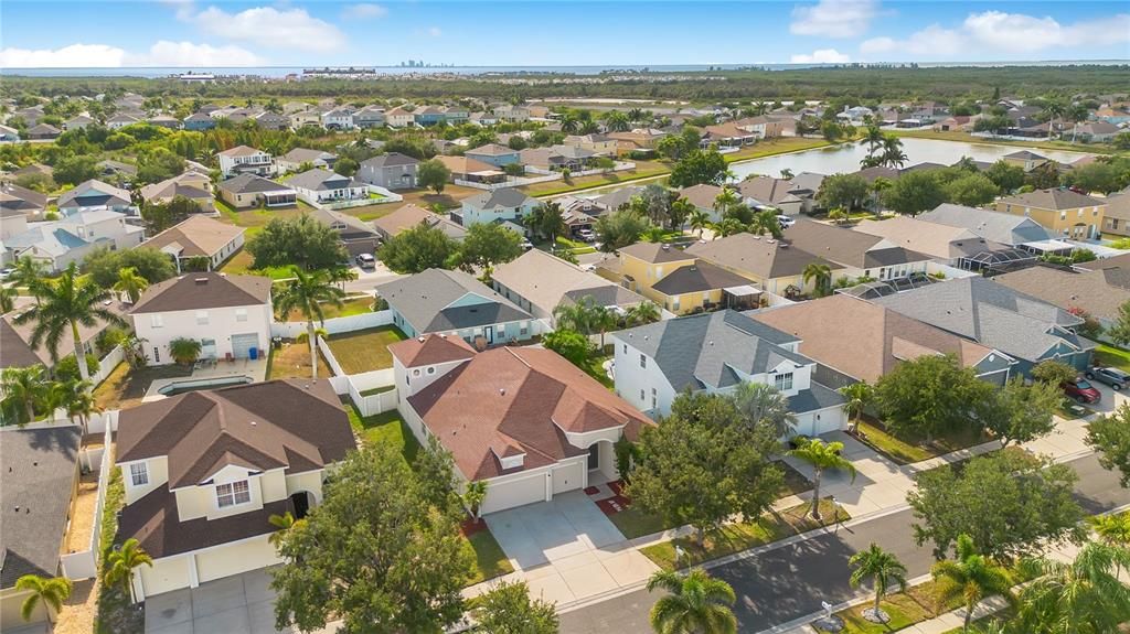 En Venta: $414,900 (4 camas, 3 baños, 3038 Pies cuadrados)