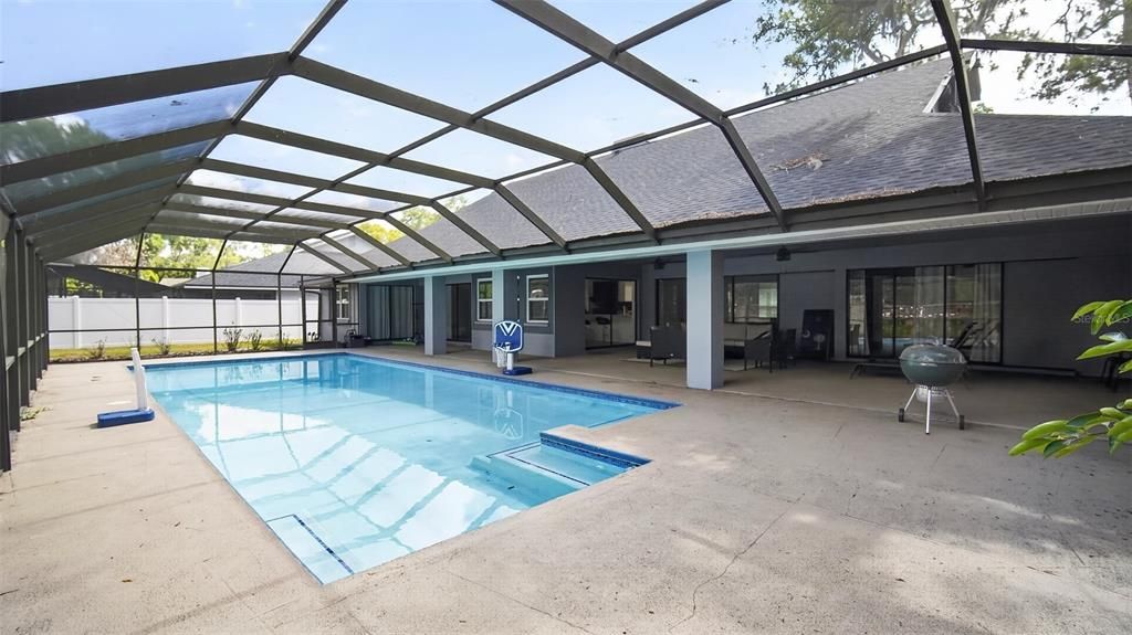 En Venta: $500,000 (3 camas, 2 baños, 2572 Pies cuadrados)