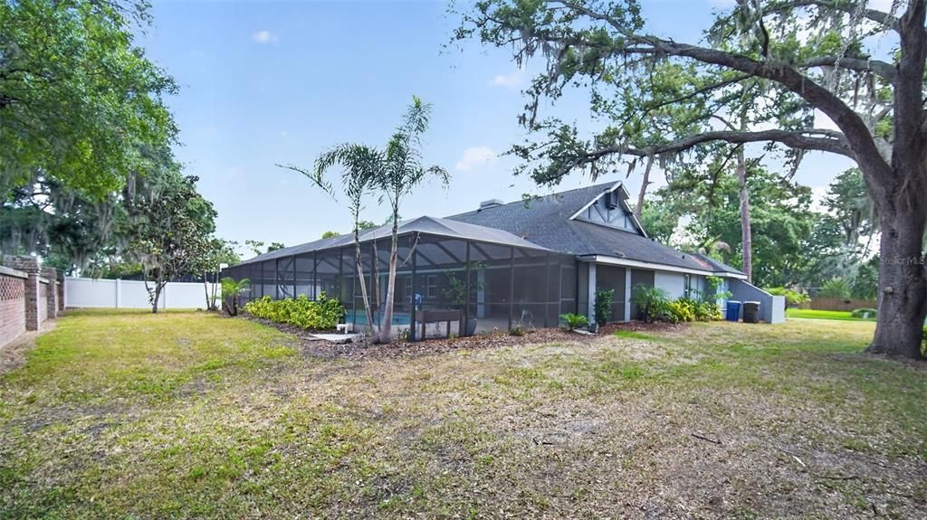 En Venta: $500,000 (3 camas, 2 baños, 2572 Pies cuadrados)