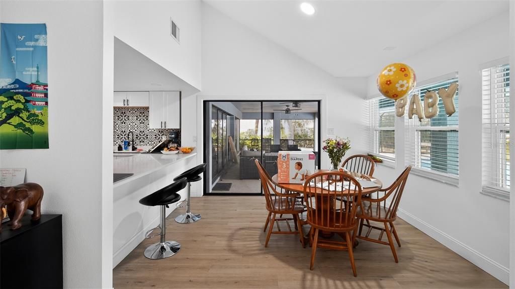 En Venta: $500,000 (3 camas, 2 baños, 2572 Pies cuadrados)