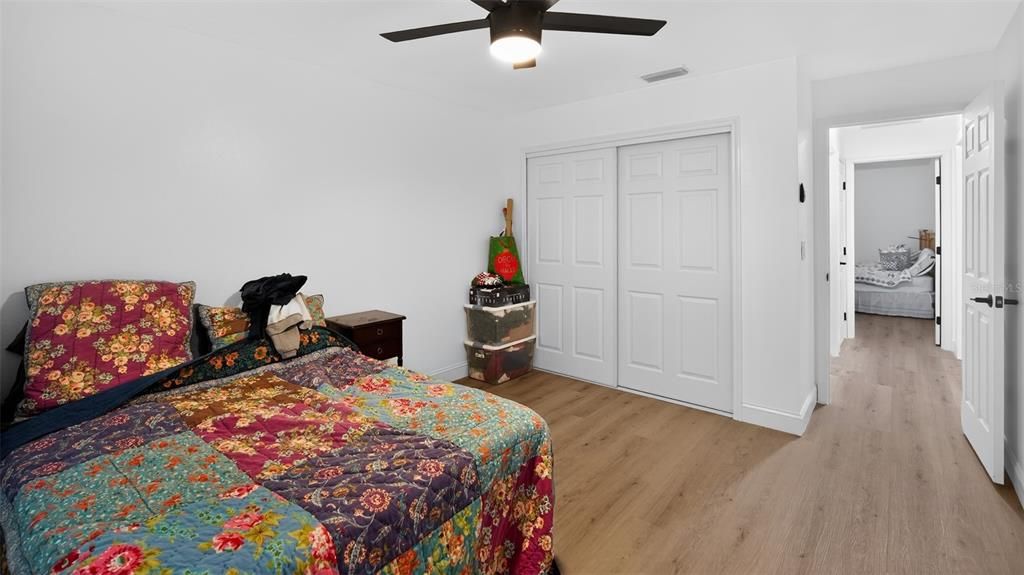 En Venta: $500,000 (3 camas, 2 baños, 2572 Pies cuadrados)