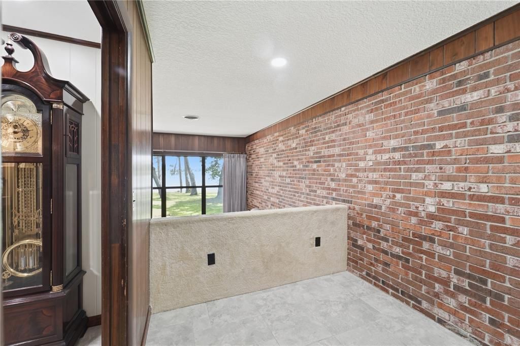 En Venta: $625,000 (4 camas, 2 baños, 2872 Pies cuadrados)