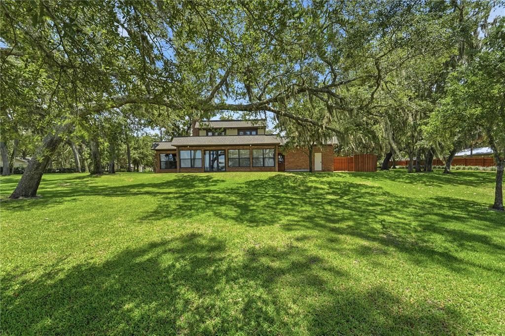 En Venta: $625,000 (4 camas, 2 baños, 2872 Pies cuadrados)