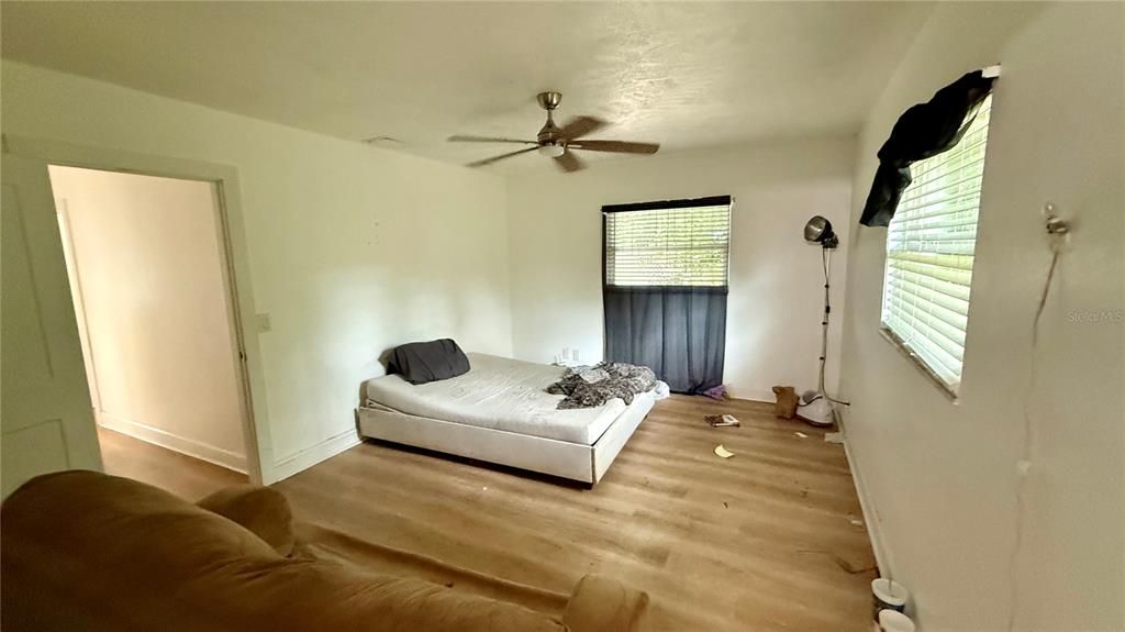 For Sale: $150,000 (4 beds, 2 baths, 1846 Square Feet)