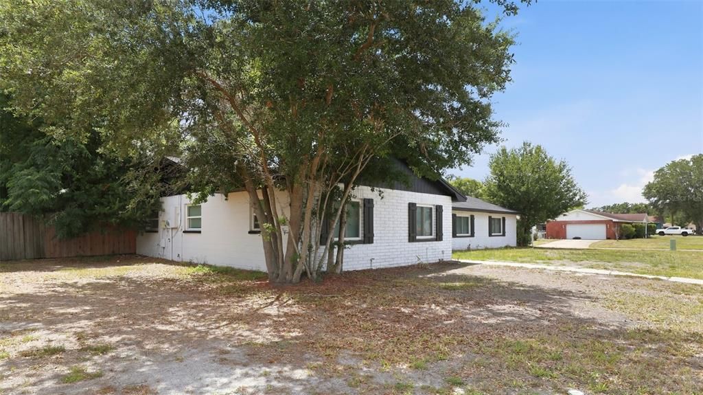 For Sale: $150,000 (4 beds, 2 baths, 1846 Square Feet)