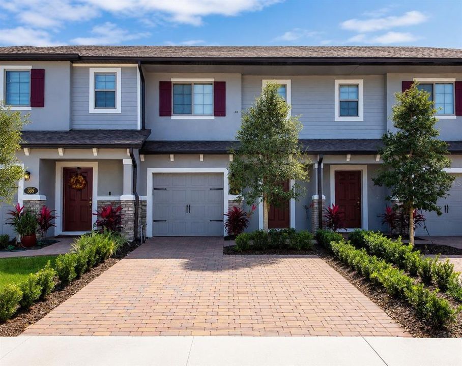 For Rent: $2,300 (3 beds, 2 baths, 1468 Square Feet)
