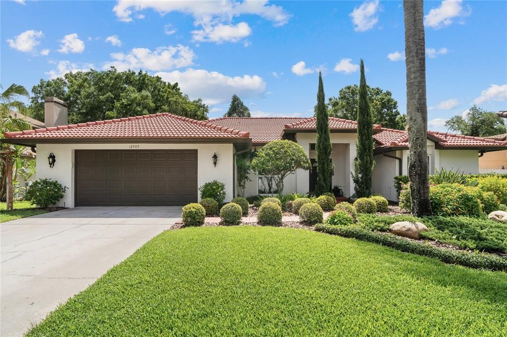 Active With Contract: $800,000 (4 beds, 3 baths, 2395 Square Feet)