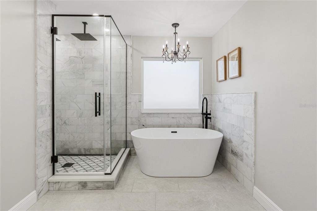 Active With Contract: $800,000 (4 beds, 3 baths, 2395 Square Feet)