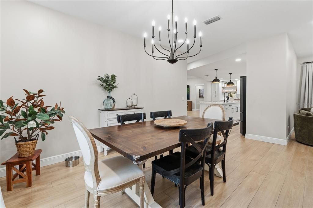 Active With Contract: $800,000 (4 beds, 3 baths, 2395 Square Feet)