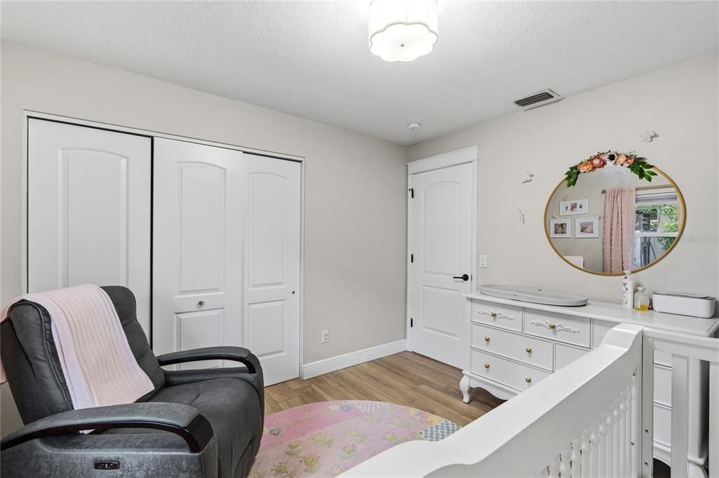 Active With Contract: $800,000 (4 beds, 3 baths, 2395 Square Feet)