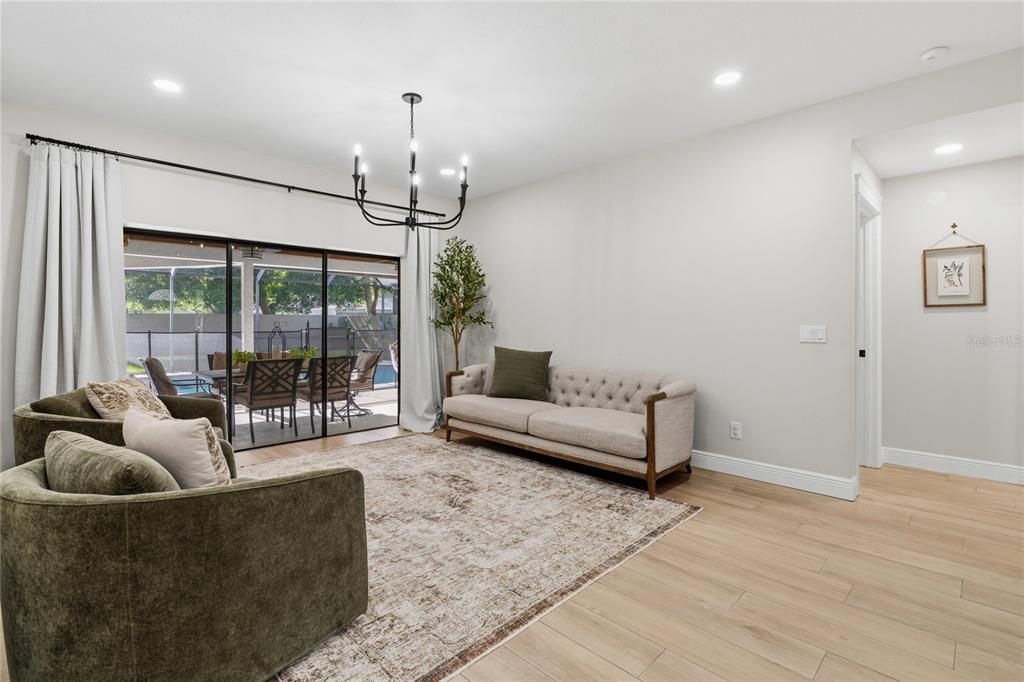 Active With Contract: $800,000 (4 beds, 3 baths, 2395 Square Feet)
