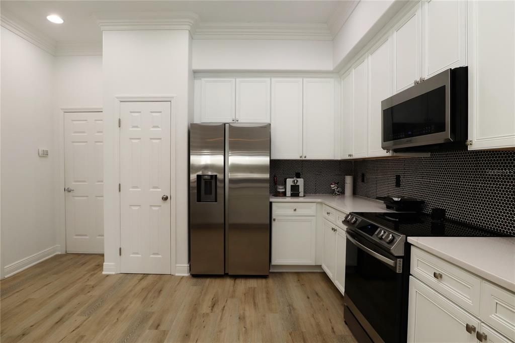 В аренду: $3,500 (3 спален, 2 ванн, 2166 Квадратных фут)