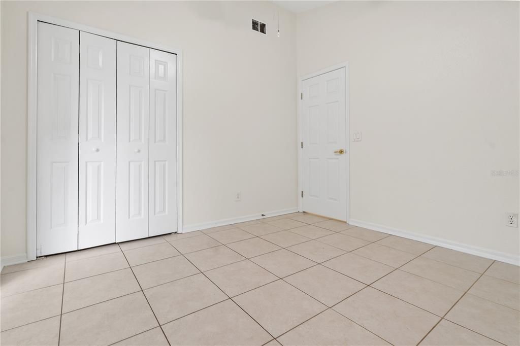 For Sale: $299,999 (3 beds, 2 baths, 1133 Square Feet)