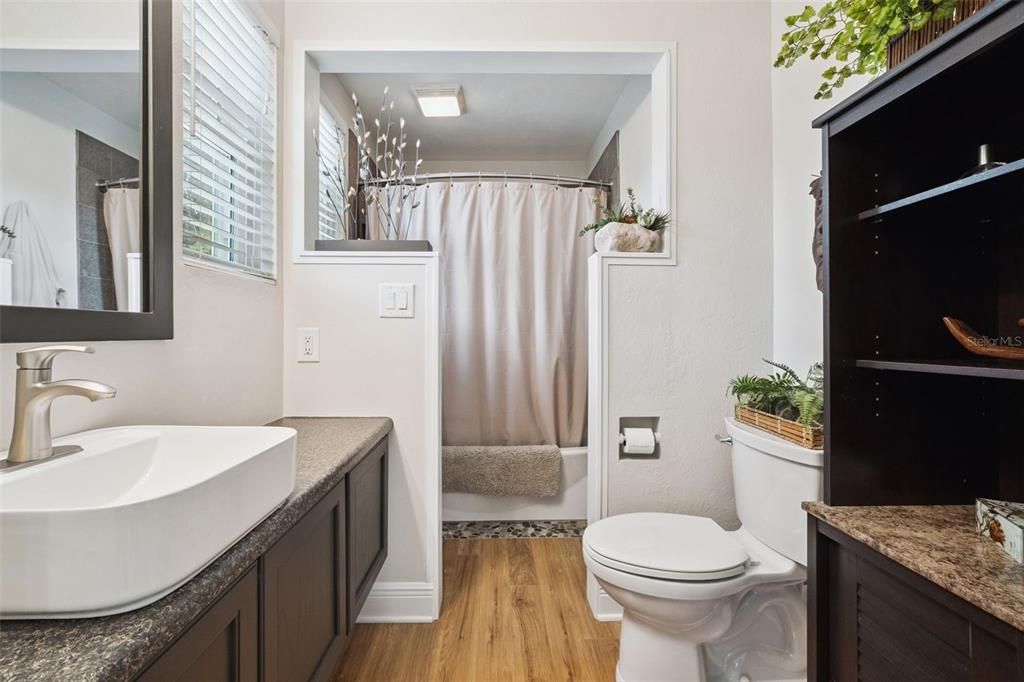 Activo con contrato: $289,500 (3 camas, 1 baños, 1266 Pies cuadrados)