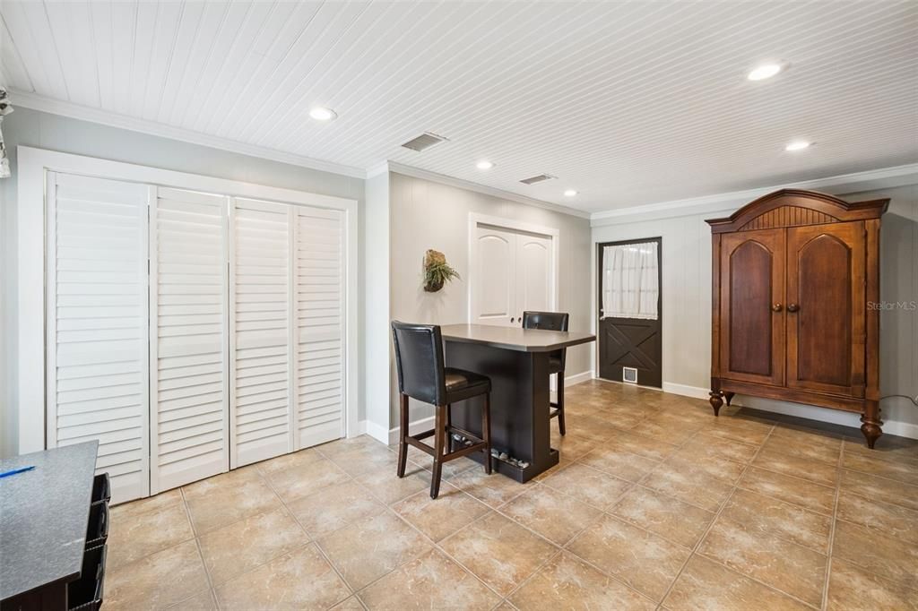 Activo con contrato: $289,500 (3 camas, 1 baños, 1266 Pies cuadrados)
