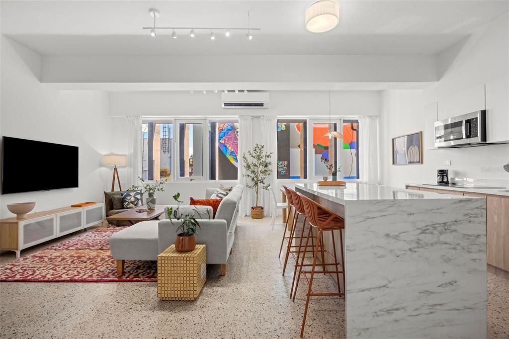 For Sale: $1,599,000 (6 beds, 5 baths, 5922 Square Feet)