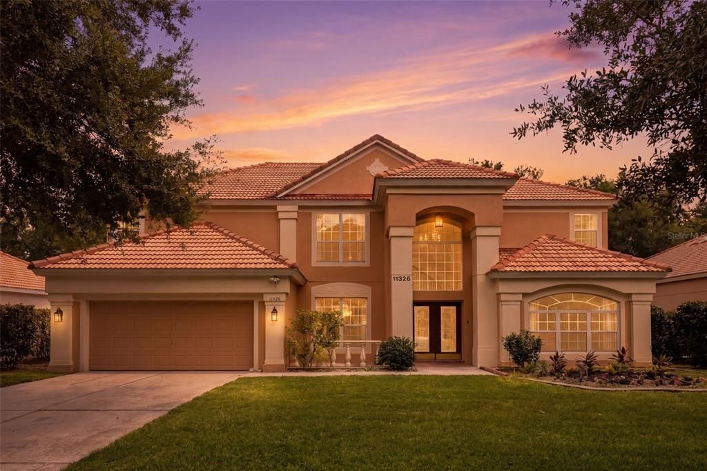 En Venta: $939,000 (5 camas, 3 baños, 3182 Pies cuadrados)