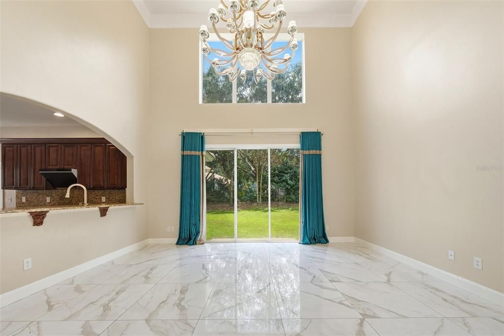 En Venta: $939,000 (5 camas, 3 baños, 3182 Pies cuadrados)