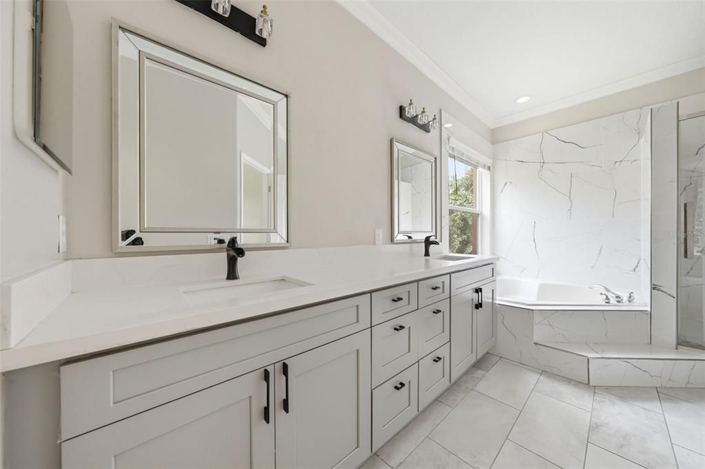 En Venta: $939,000 (5 camas, 3 baños, 3182 Pies cuadrados)