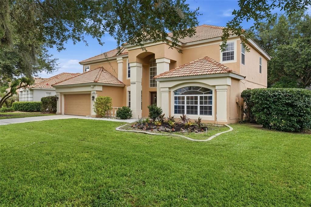 En Venta: $939,000 (5 camas, 3 baños, 3182 Pies cuadrados)