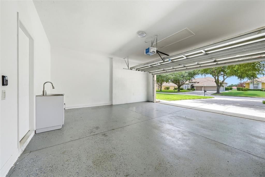 En Venta: $939,000 (5 camas, 3 baños, 3182 Pies cuadrados)