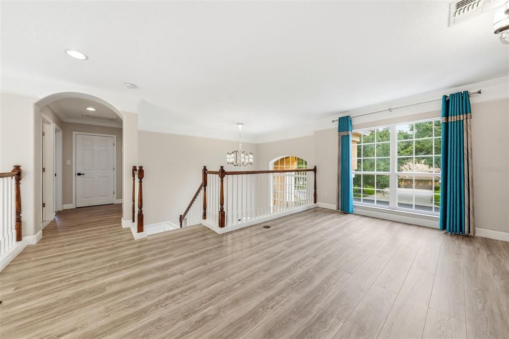 En Venta: $939,000 (5 camas, 3 baños, 3182 Pies cuadrados)