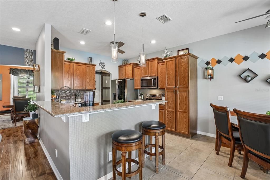 For Sale: $479,900 (3 beds, 2 baths, 1812 Square Feet)