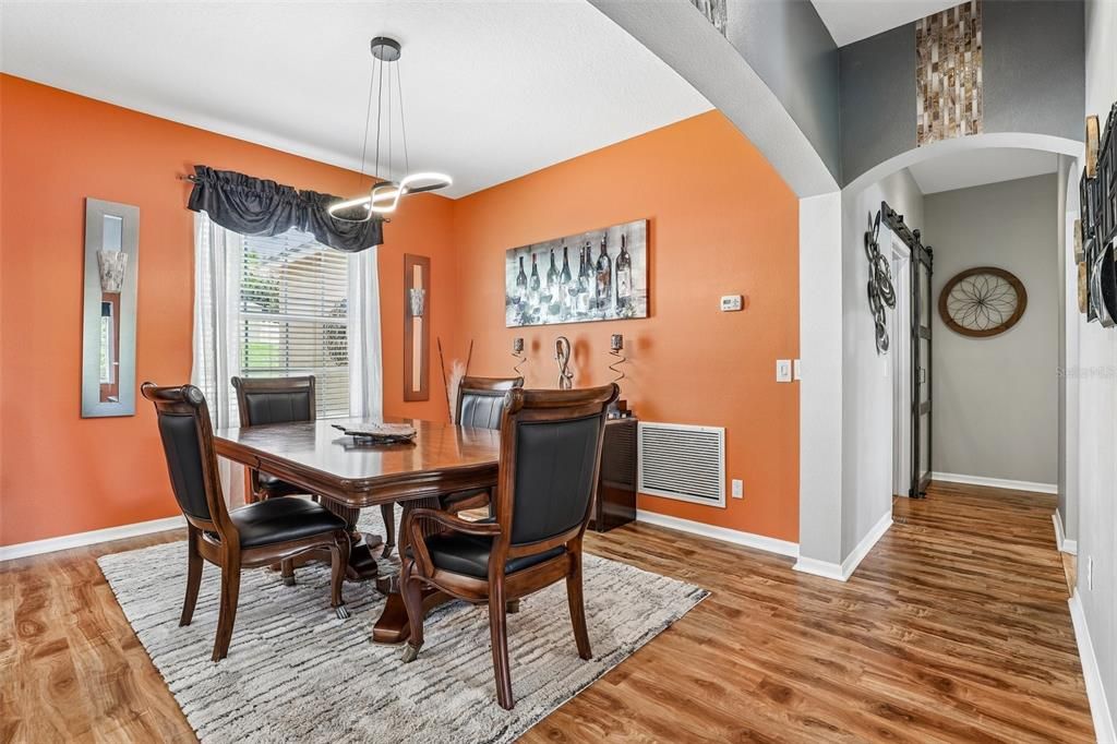 For Sale: $479,900 (3 beds, 2 baths, 1812 Square Feet)