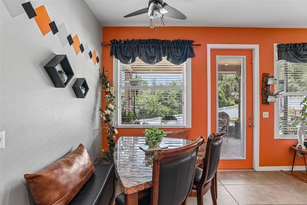 For Sale: $479,900 (3 beds, 2 baths, 1812 Square Feet)