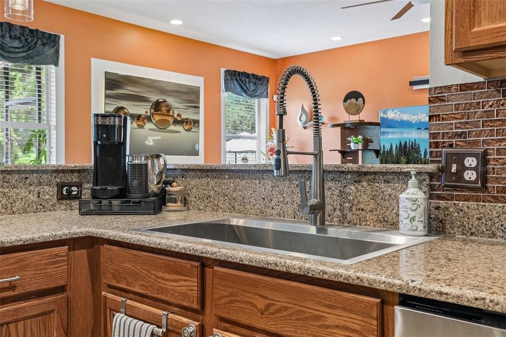 For Sale: $479,900 (3 beds, 2 baths, 1812 Square Feet)