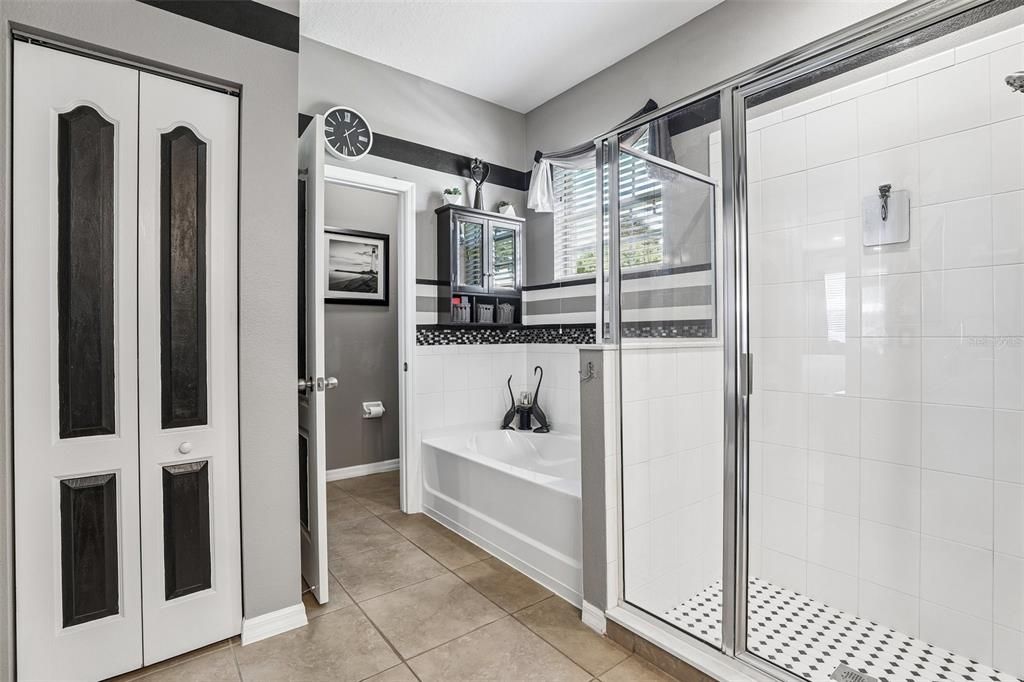 For Sale: $479,900 (3 beds, 2 baths, 1812 Square Feet)