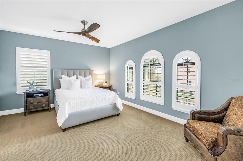 For Sale: $1,950,000 (5 beds, 4 baths, 4363 Square Feet)
