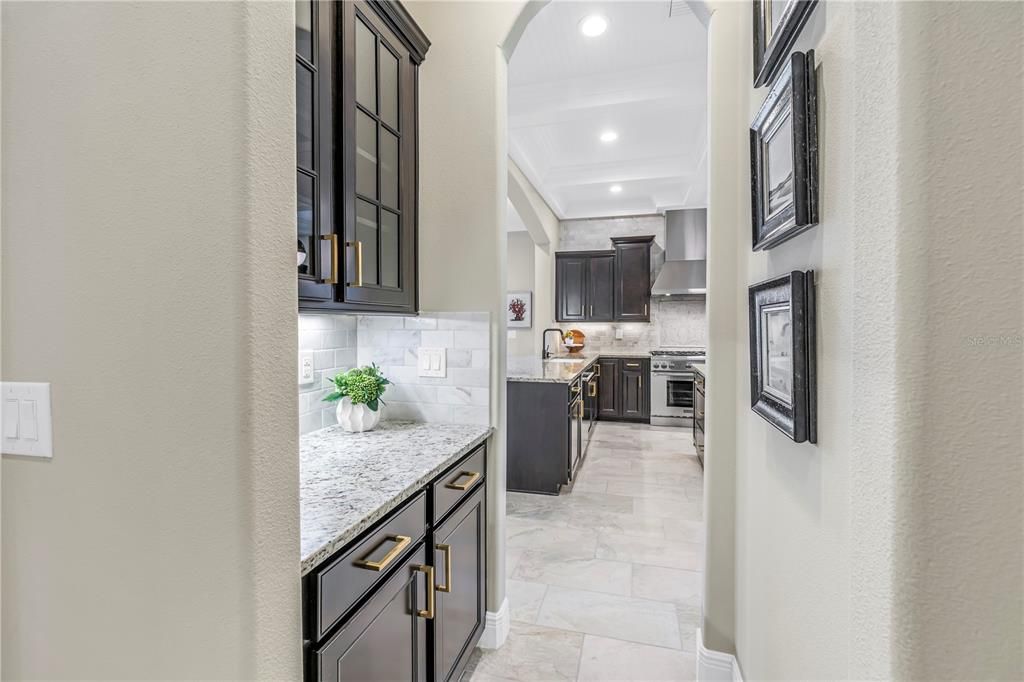 For Sale: $1,950,000 (5 beds, 4 baths, 4363 Square Feet)
