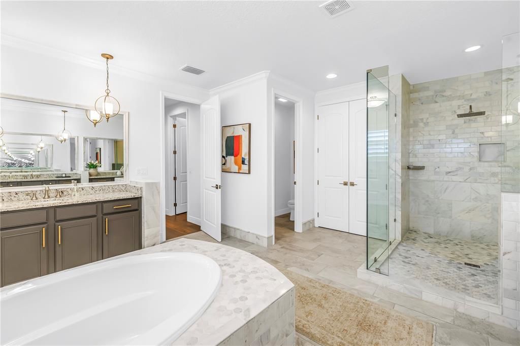 For Sale: $1,950,000 (5 beds, 4 baths, 4363 Square Feet)
