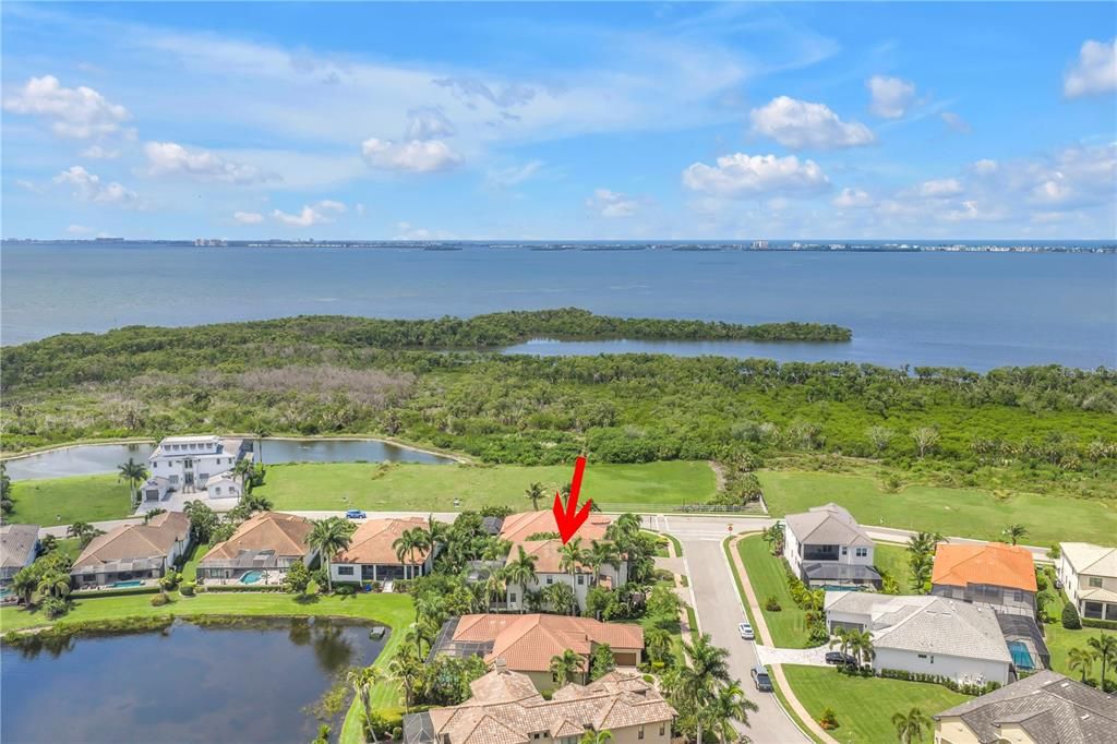 For Sale: $1,950,000 (5 beds, 4 baths, 4363 Square Feet)